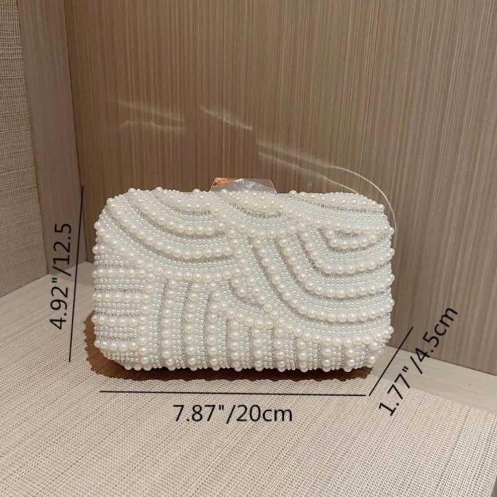 💎 Embellished Clutch 💎 - Picture 5 of 7